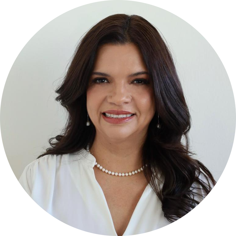 CLAUDIA PATRICIA DE LA GARZA RAMOS