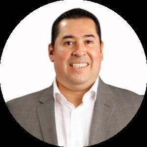 CARLOS ALBERTO FLORES ALAMILLA