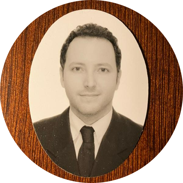 ALFONSO LARIOS PARADA