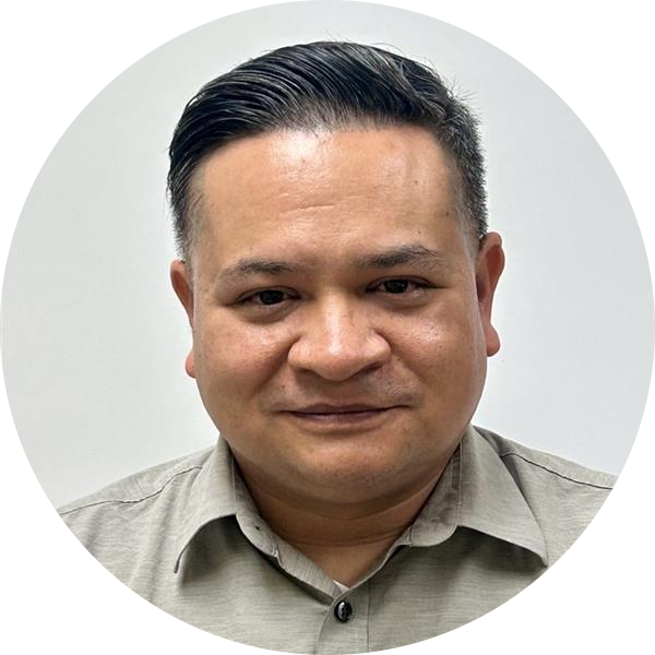 MIGUEL LEON BIO