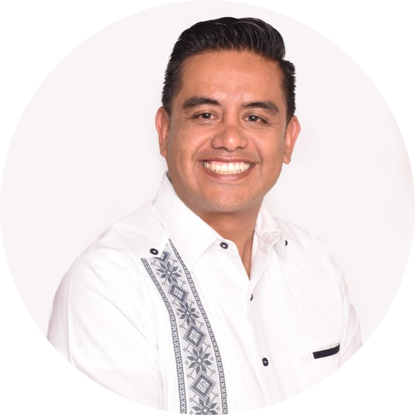 EDGAR SALGADO PELAEZ